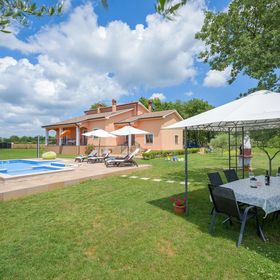 Vendégház Tinjan - CIC536