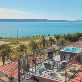 Apartman Kaštel Gomilica - CDF972