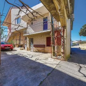 Apartman Kaštel Gomilica - CDC384