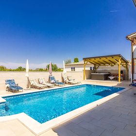 Vendégház Vodnjan - CIF435