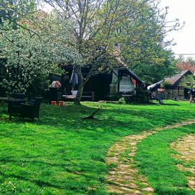 Hársfa Apartmanház Salföld