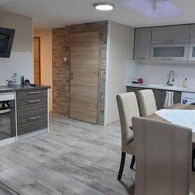 Sarló Utcai Ház Veszprém