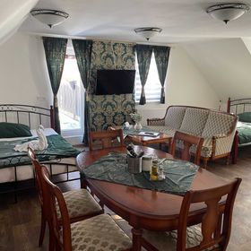 Penzion U Synagogy Dobříš