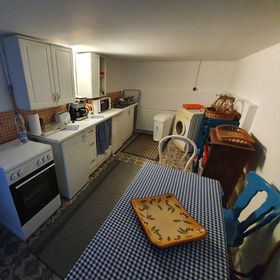 Gazso Vendégház Sarud