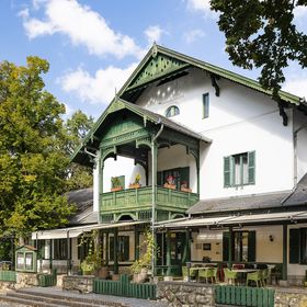 Svájci Lak Panzió Nyíregyháza