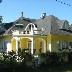 Zengő Apartmanház Balatonlelle