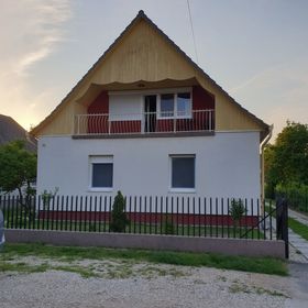Várlak Villa Siófok