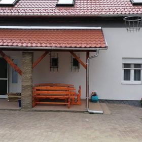 Fülemüle Apartmanház Balatonfenyves