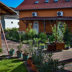 LUX Apartman Maroslele