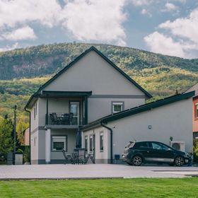 Béke Apartmanház Badacsonytomaj