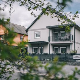 Béke Apartmanház Badacsonytomaj