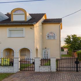 Fauszt Apartman Zamárdi