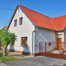 Gyarmati Apartman Örvényes