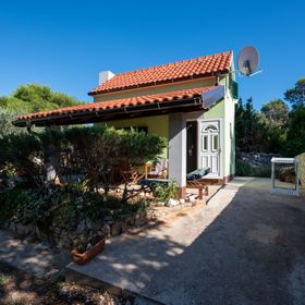 Nyaralóház Internet Hozzáféréssel Silba - 18784