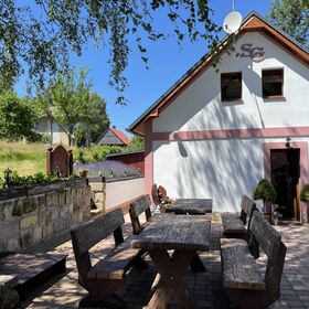SG chalupa Šárka s bazénem a wellness
