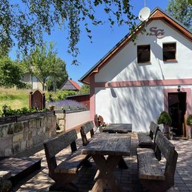 SG chalupa Šárka s bazénem a wellness