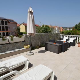 Apartment Lavanda Malinska