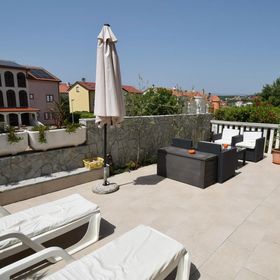 Apartment Lavanda Malinska