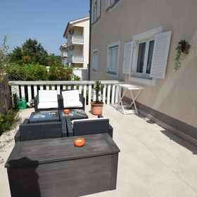 Apartment Lavanda Malinska