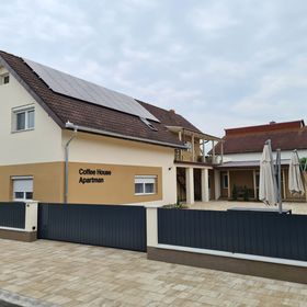 Coffee House Apartman Balatonlelle