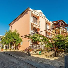 Apartman Sveti Filip i Jakov - CDA927