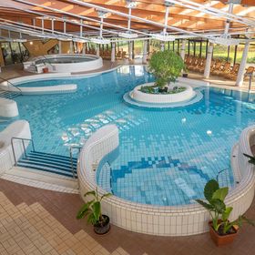 Deluxe Thermal Resort Apartman Pápa