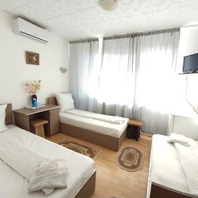 Pensiunea Alb Băile 1 Mai