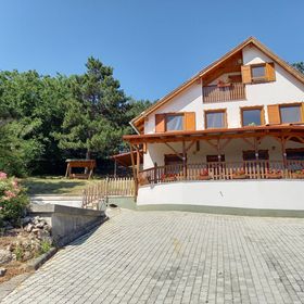 Leshegy Vendégház Szomód