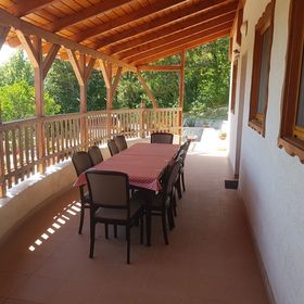 Leshegy Vendégház Szomód