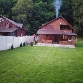 Cabana Dintre Văi Strungari