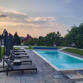 Flóra Vendégház Tamási