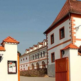 Penzion Zámek Libouň Zvěstov