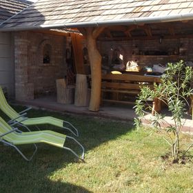 Gubicza Vendegház Vértessomló