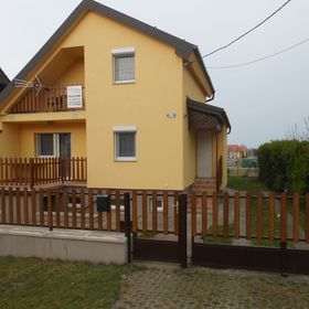 Violetta Vendégház Hegykő