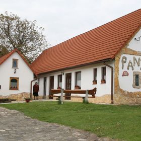 Teleki Bio Apartman és Panzió Kisszékely