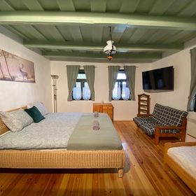 100 Éves Vendégház Háromhuta