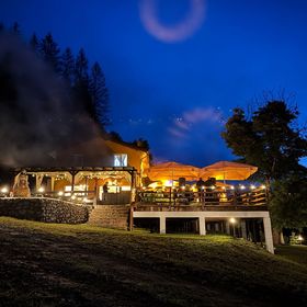 Pensiunea Aventurin Căzănești