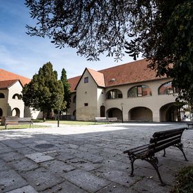 Huszárvár Hotel Kastélyszálló Szerencs