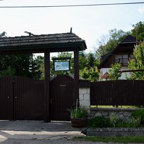 Erdei Szalonka Vendégház Háromhuta