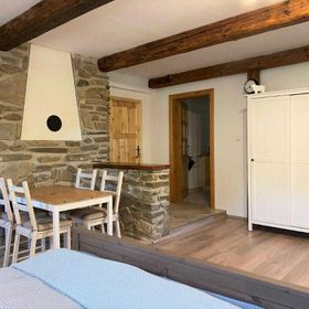 Kamenný statek Rožmitál na Šumavě