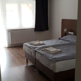 Czermann Holiday Inn Oroszlány