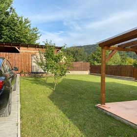 Búbánatvölgy Cseresznyevirág Vendégház Esztergom