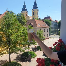 Anna Gyöngye Apartman Debrecen