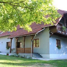 Aranyosporta Vendégház Csesznek