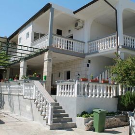 Apartments Ostrog Zaostrog