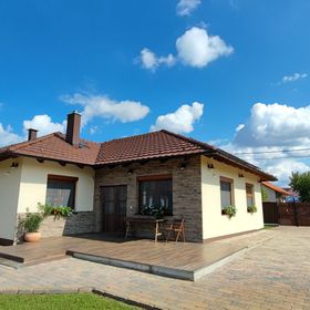 Szőlőszem Vendégház Abádszalók