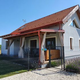 Árvalányhaj Vendégház Balatonakali