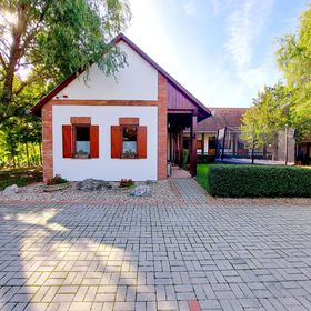 Akácos Tanya és Vendégház Márok