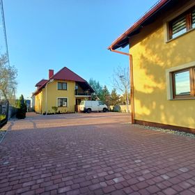 Noclegi u Moni Pokoje Hotelowe Zielona Góra