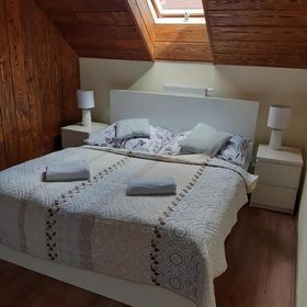 Home Katka Bešeňová